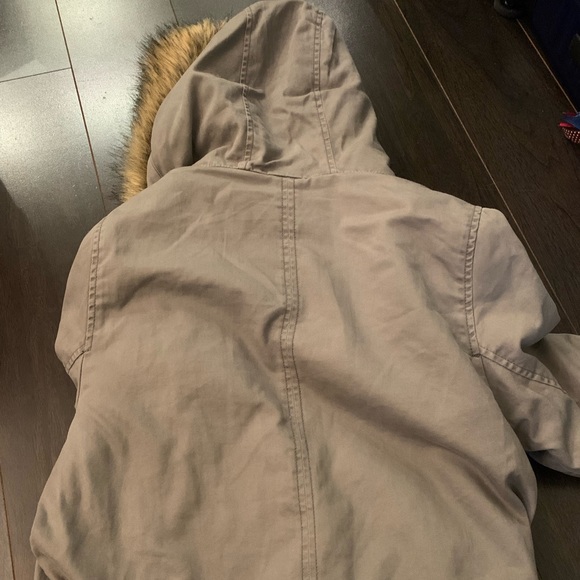 Faux fur lined military parka abercrombie & fitch in olive green - Picture 6 of 8